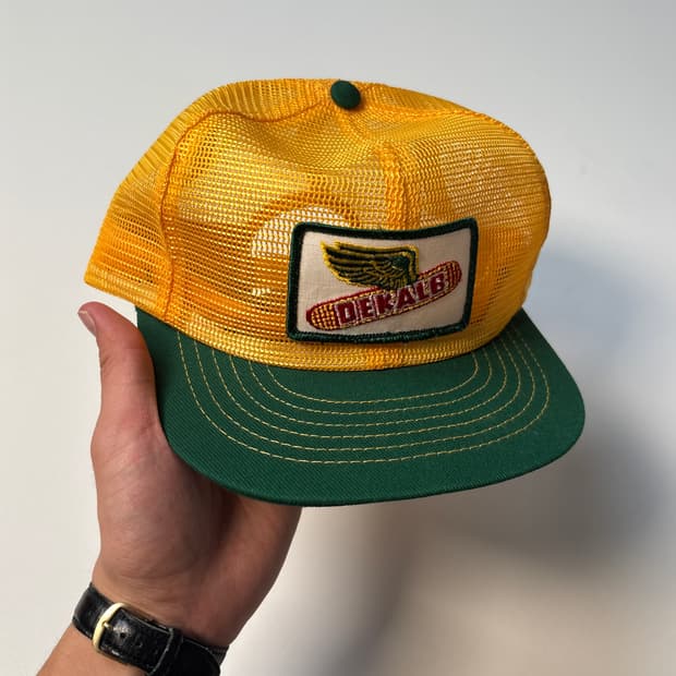 [free] DEKALB 투톤 메쉬 트러커 캡 (green/yellow)