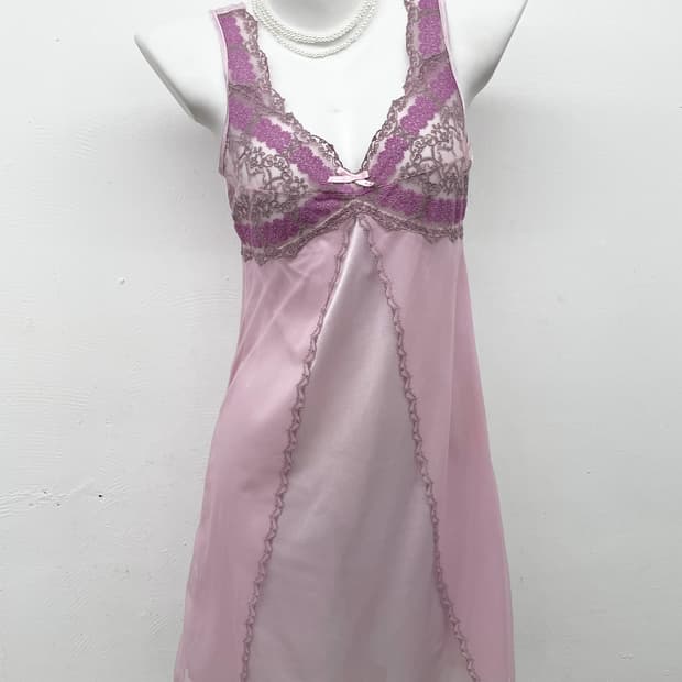 핑크 자수 레이어드 슬립