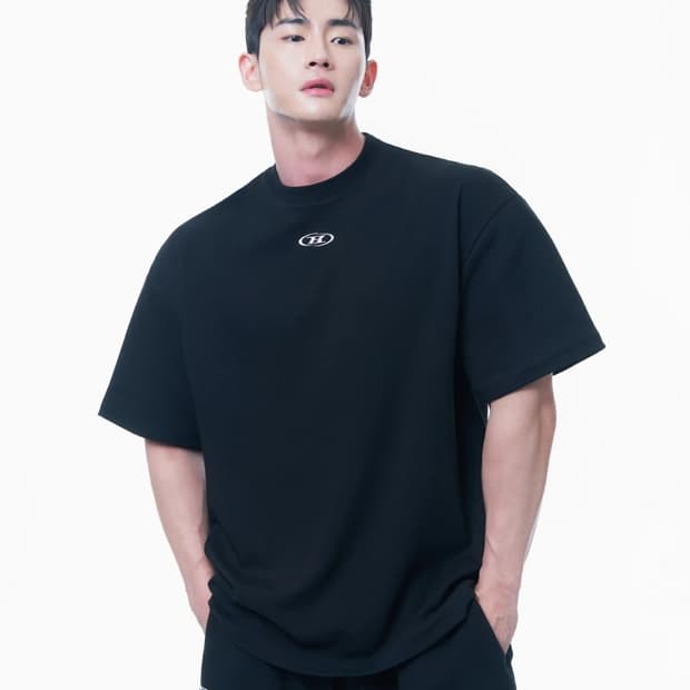 본투윈 크롬로고 오버핏 티셔츠
