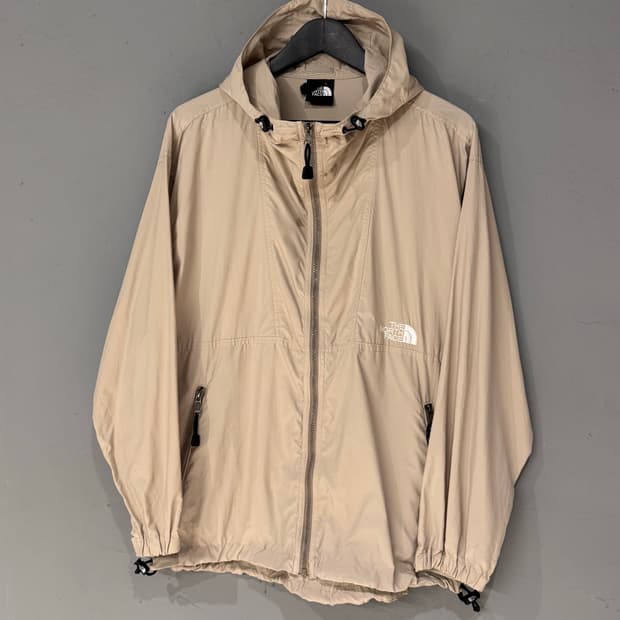 노스페이스 경량 컴팩트 바람막이 