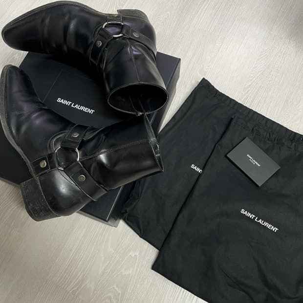 생로랑 하네스 부츠 42사이즈