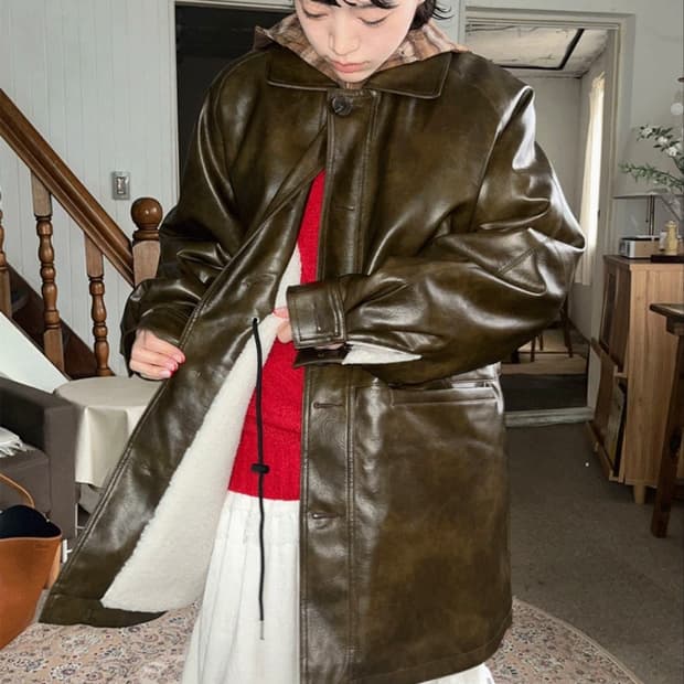 김아홉 빈티지 레더자켓