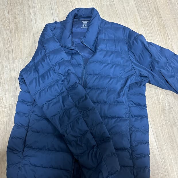 유니클로 퍼프테크 경량패딩 블루