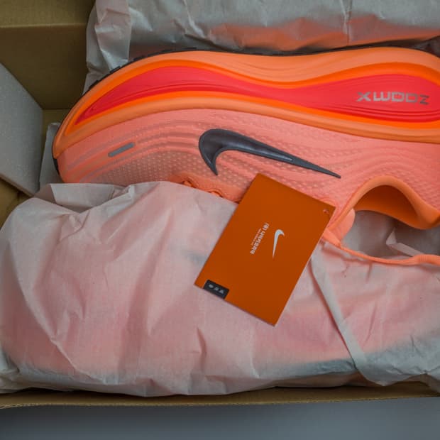 나이키 보메로 플러스 270 