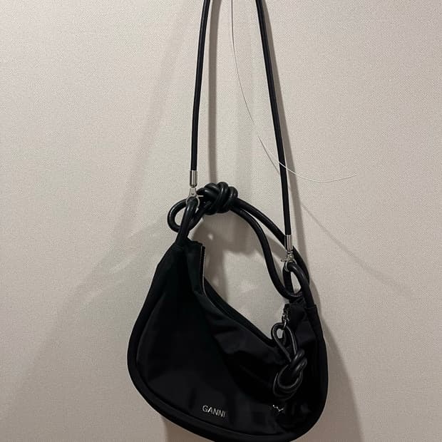 가니 바게트백 ganni 가방 나일론