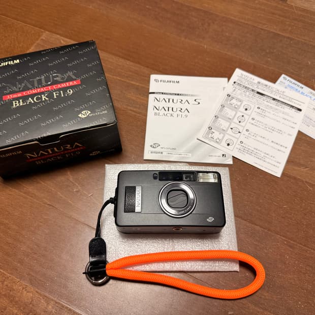 후지필름 네츄라 블랙 팝니다