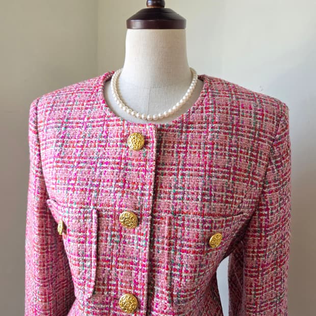 미착용 새상품 핑크 금장 버튼 트위드 자켓