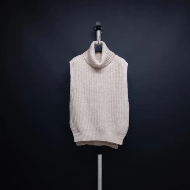 새 BLOSSOM 블라썸 하이넥 울 베스트 F