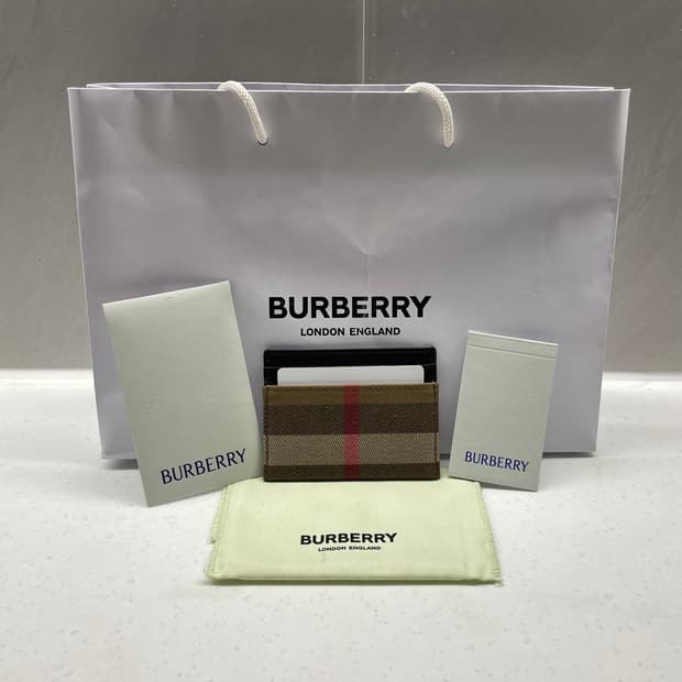 버버리 샌든 카드지갑
