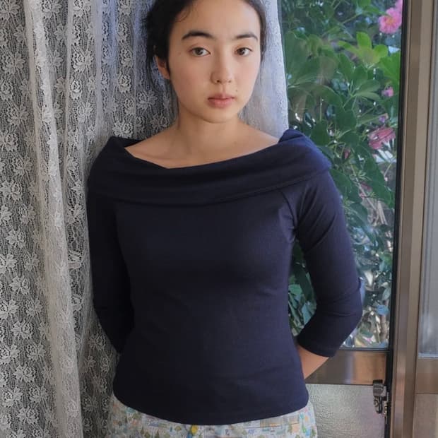 페스토 오프숄더티