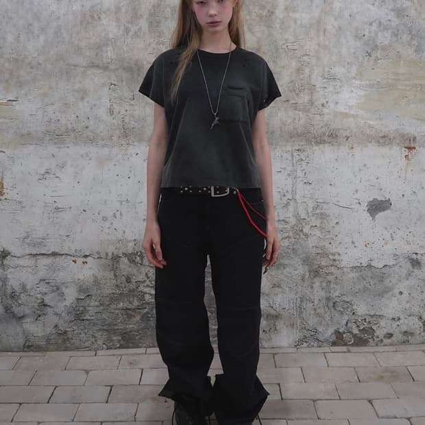 데어드 stain burn 반팔티셔츠