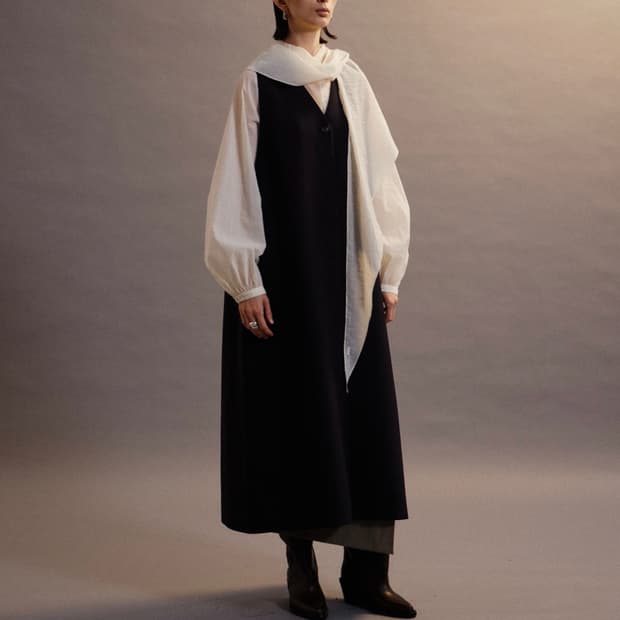 에토스 케이프 블라우스