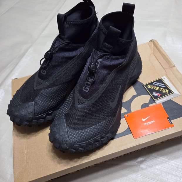 나이키 ACG 마운틴 플라이 고어텍스 260