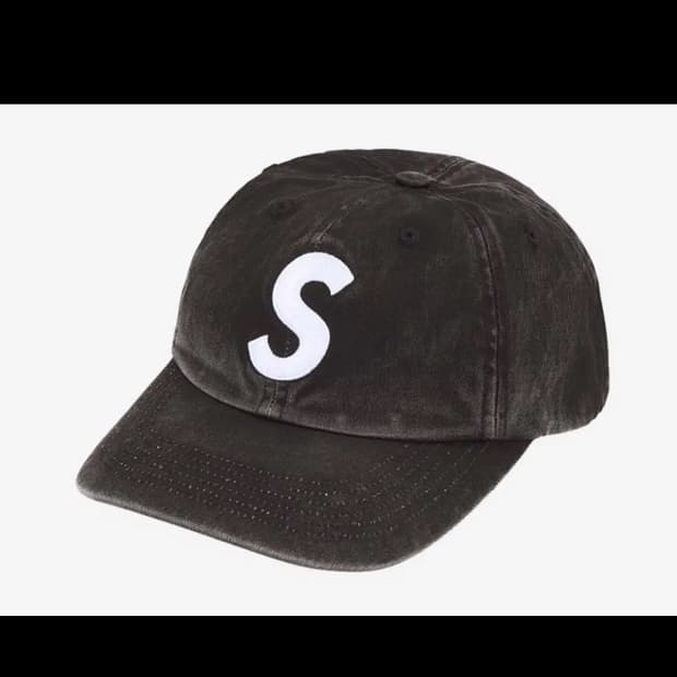 슈프림 피그먼트 코티드 S 로고 6-패널 블랙 - 25SS