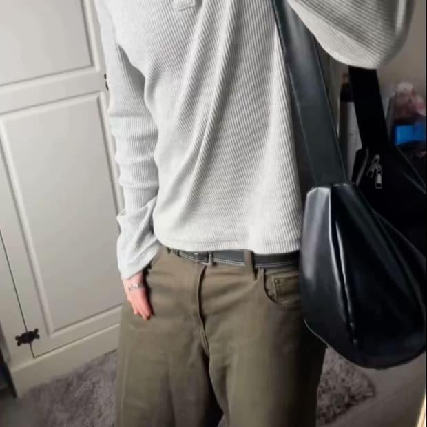 와플 헨리넥 크롭 티셔츠