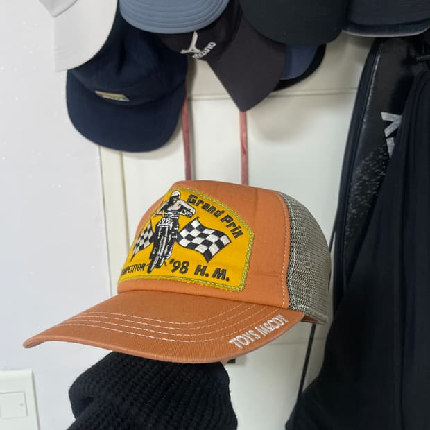 토이즈맥코이 볼캡