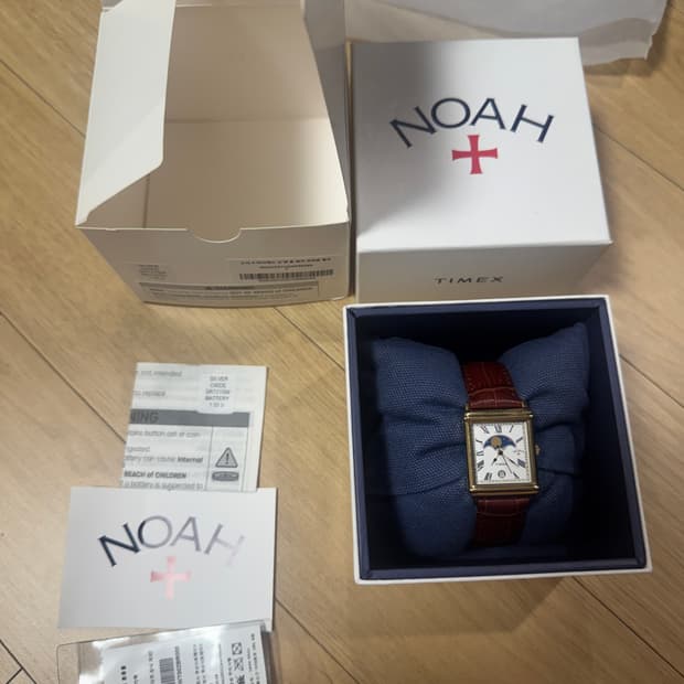 타이맥스 노아 문페이즈 상태좋음