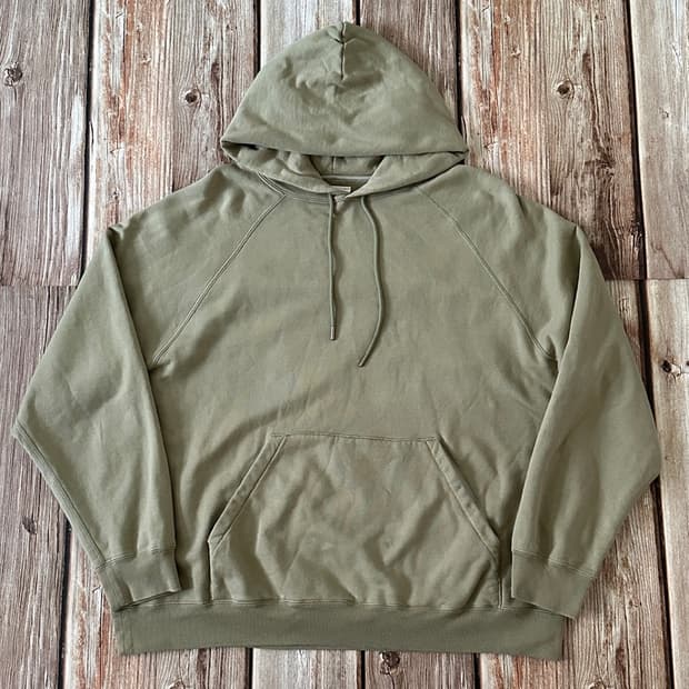 unfil 언필 라이트 웨이트 라글란 스웻 후드 5 사이즈 카키 색상