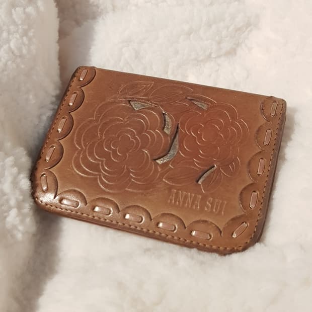안나수이 빈티지 모리걸 카드지갑