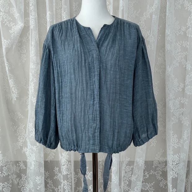 83-94-160) 한섬 랑방컬렉션 린넨 블라우스 블루