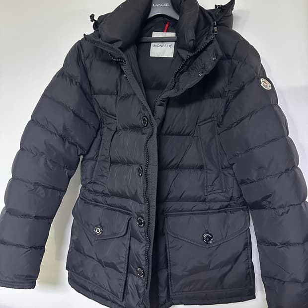 몽클레어 블랙 패딩