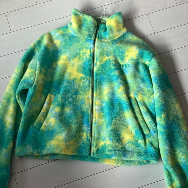 charlotte 타이다이 후리스