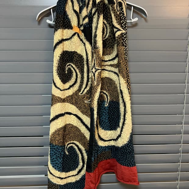 캐피탈 아이누 머플러