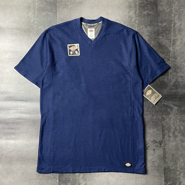 DICKIES 데드스탁 디키즈 브이넥 반팔 티셔츠 A01060