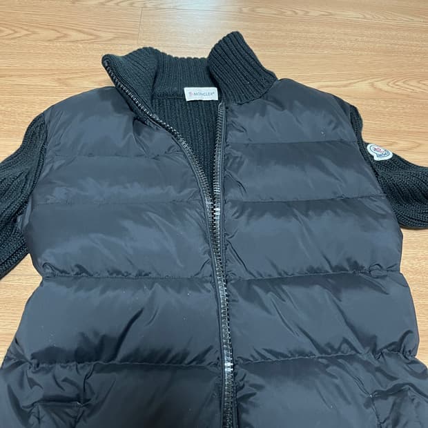 몽클 니트패딩