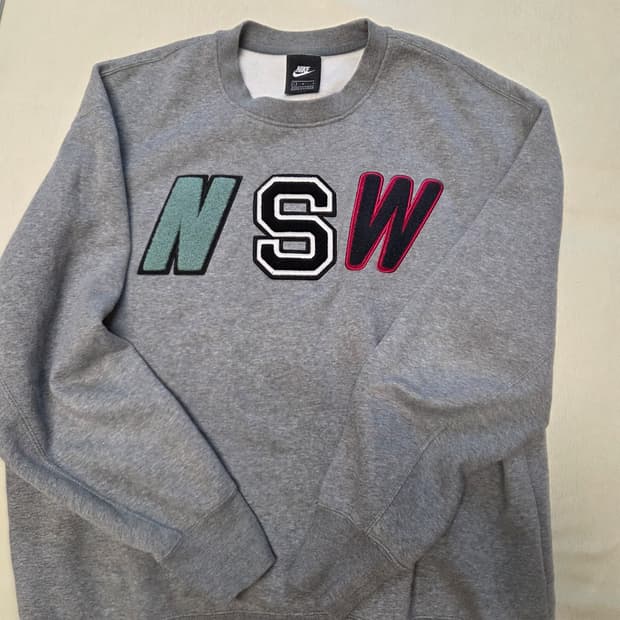 나이키 NSW 스웨트셔츠