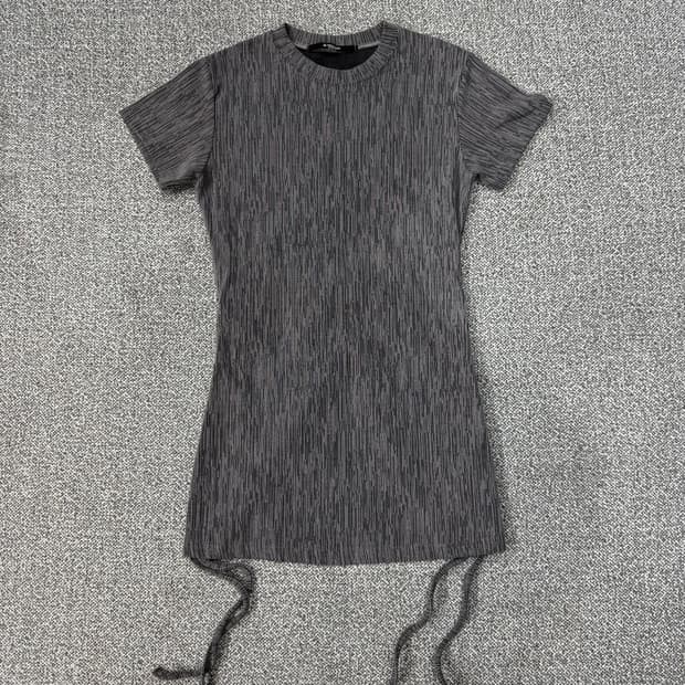 어반드레스 셔링 미니 원피스