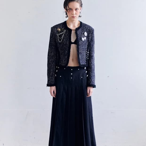 Dared 데어드 metal long pleated skirt