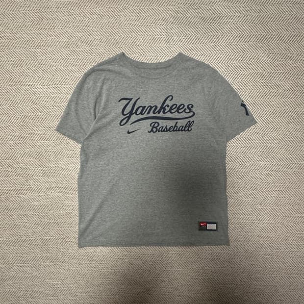 NIKE X MLB t-shirt