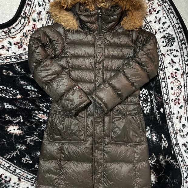 몽벨 라쿤퍼 경량 롱패딩 브라운