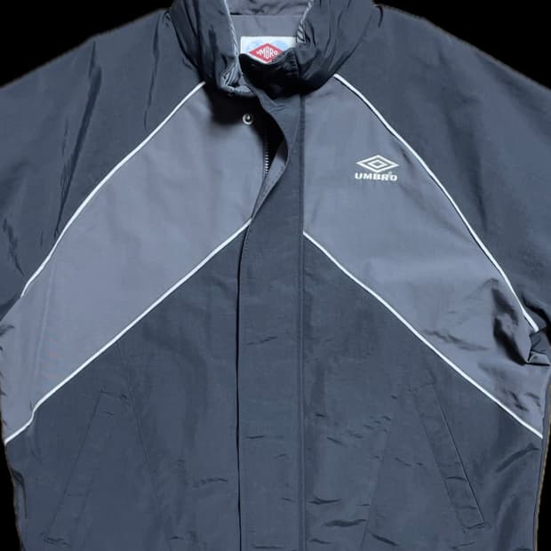 엄브로 바람막이