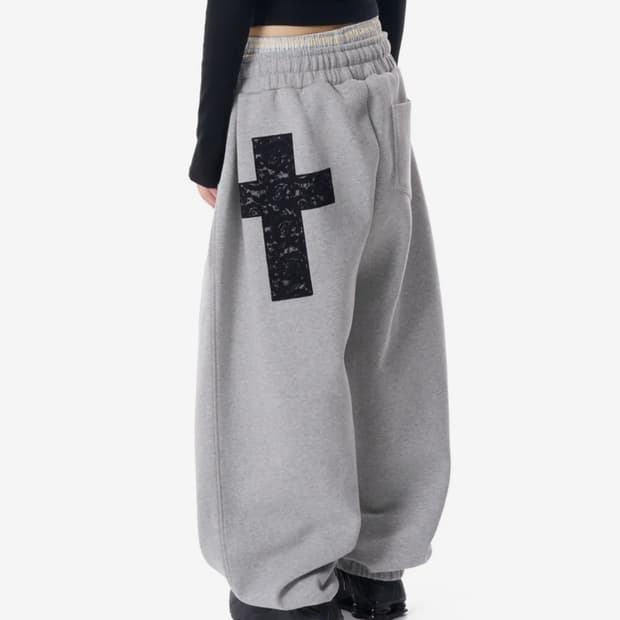 아캄 Laced CROS2 Patch Sweatpants (Gray)