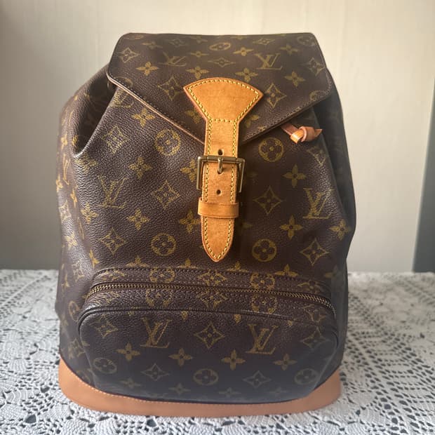 루이비통몽수리백팩