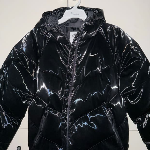 나이키 유광 패딩
