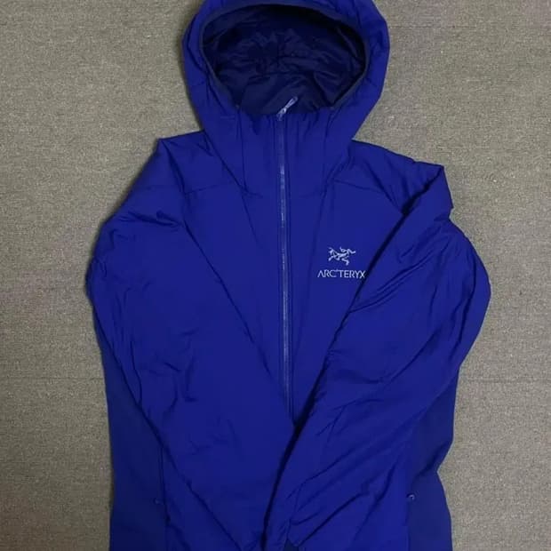 아크테릭스 아톰 lt 스퀴드잉크 맨즈 s사이즈