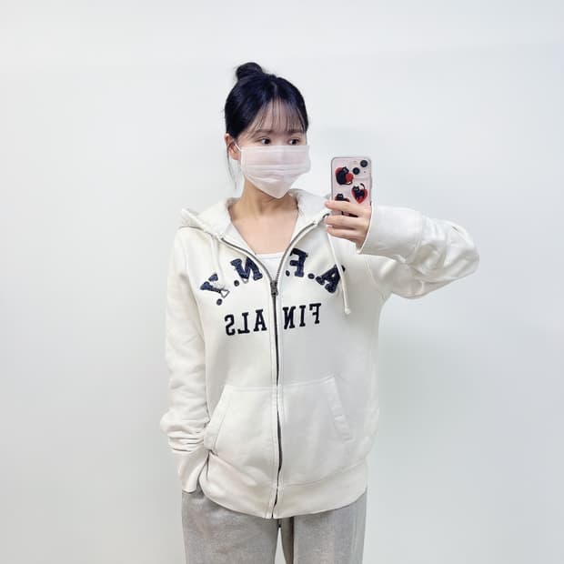 아베크롬비 피치 로고 후드집업 화이트