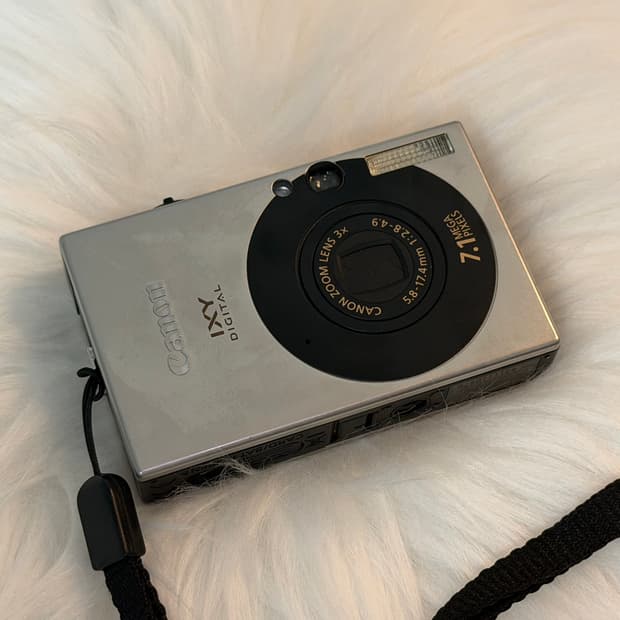 캐논 익시 ixy 10 (익서스 ixus 70)