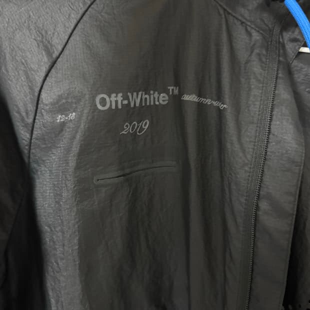 나이키 오프화이트 바람막이