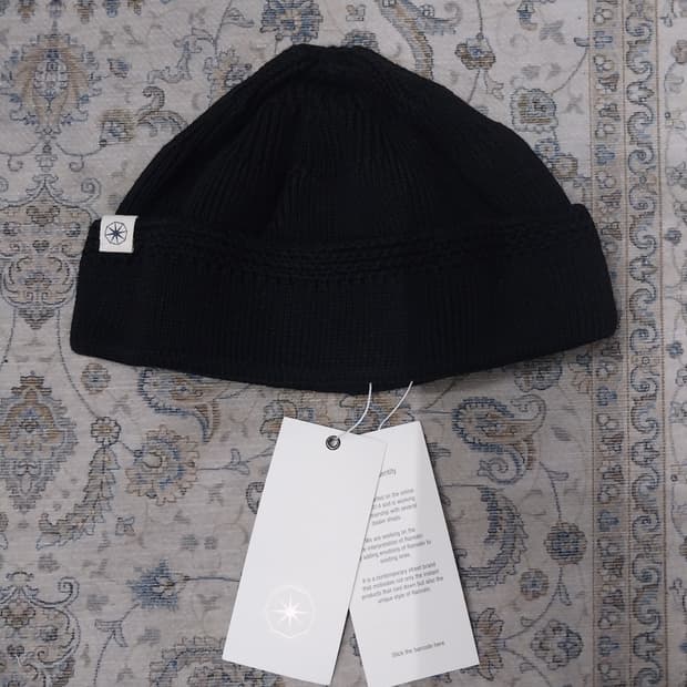 (새상품)  라모랭 검정 숏비니 2사이즈