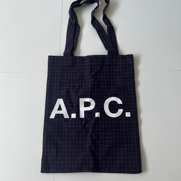 APC 토트백 아페쎄