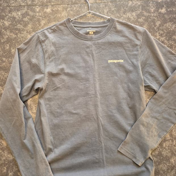 파타고니아 남성+여성 긴팔 티셔츠 S사이즈입니다