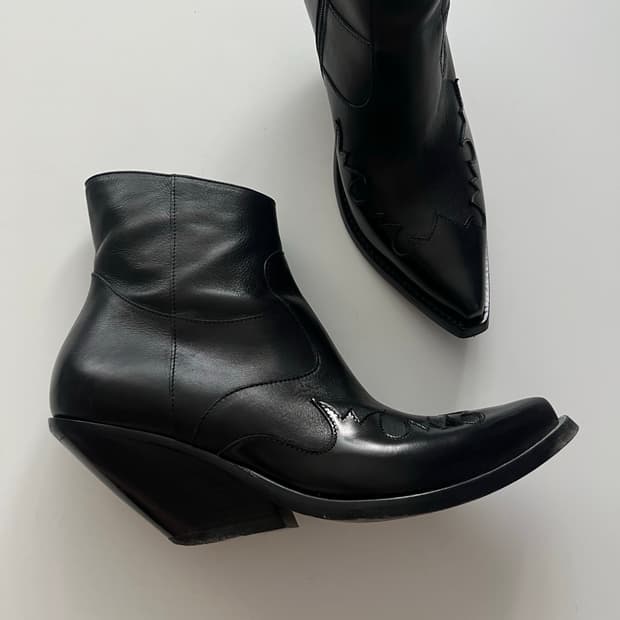 SS20 베트멍 BLOCK HEEL BOOTS 38