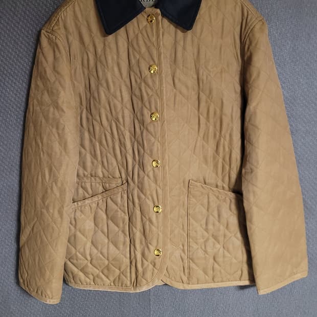 버버리퀼팅 자켓