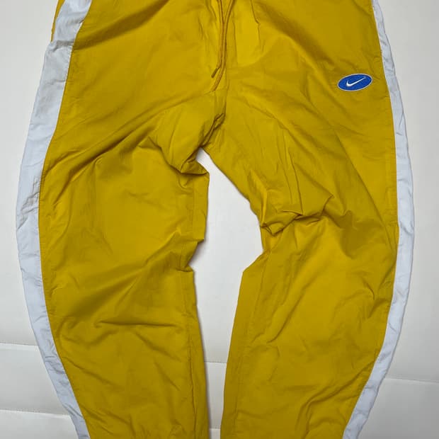 나이키 우븐 트랙 팬츠 옐로우 