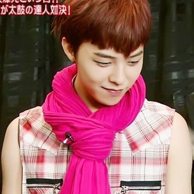 MCM 오렌지 스카프