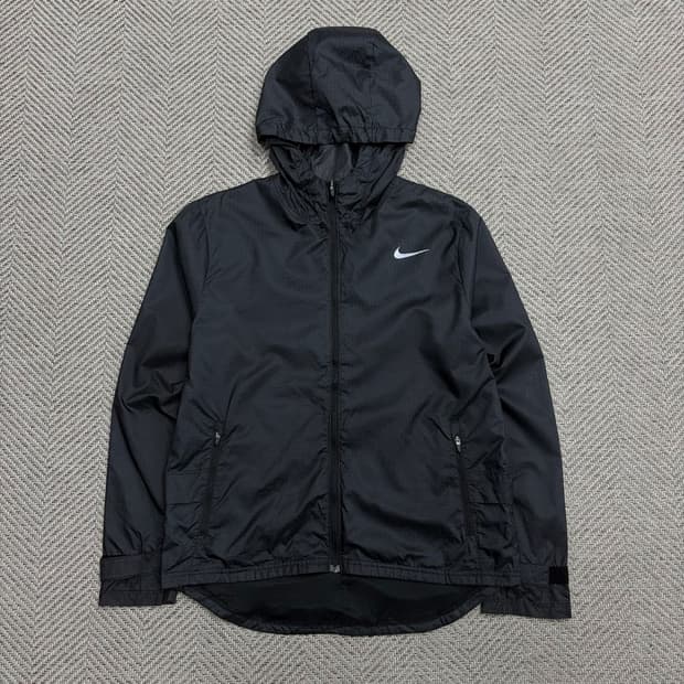 나이키 러닝 바람막이 v1765